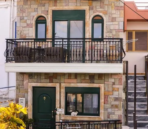 La Casa Di Silvia بيت للعطل Apolakkia